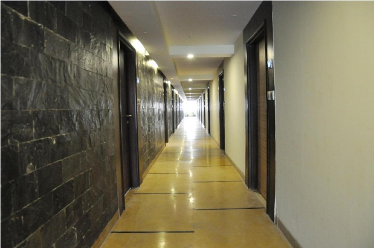 Hotel Abigail Goradia'S Shirdi Ngoại thất bức ảnh